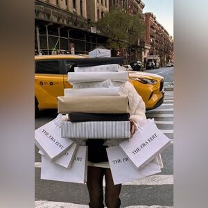 THE ERA EDIT Open to reasonable offers —don’t be shy, but don’t be wild either 😌